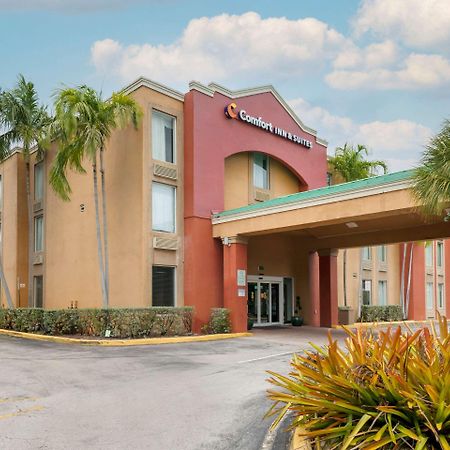 Comfort Inn & Suites Fort Lauderdale West Turnpike Exterior foto