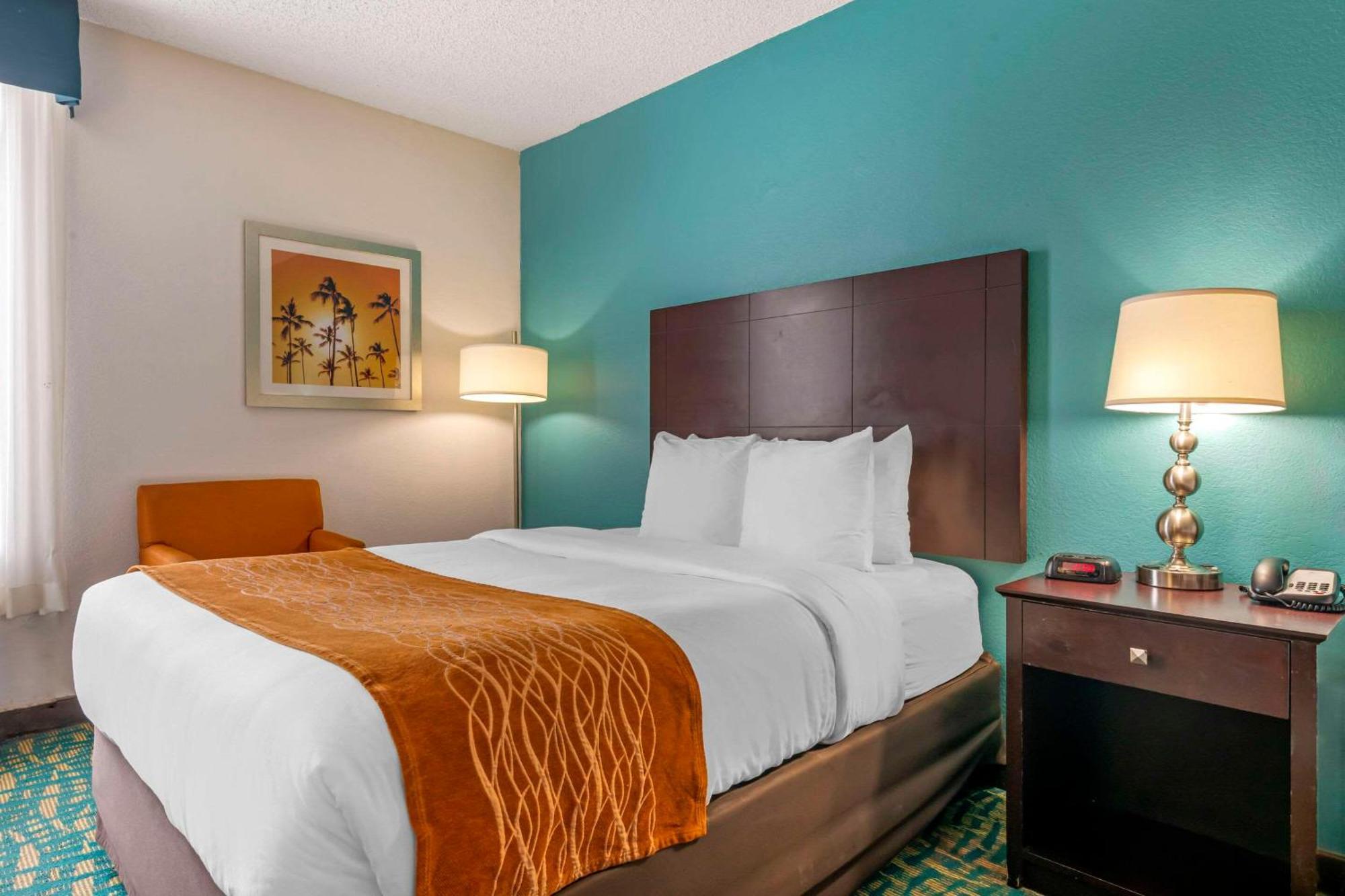 Comfort Inn & Suites Fort Lauderdale West Turnpike Lauderdale Lakes Exterior foto